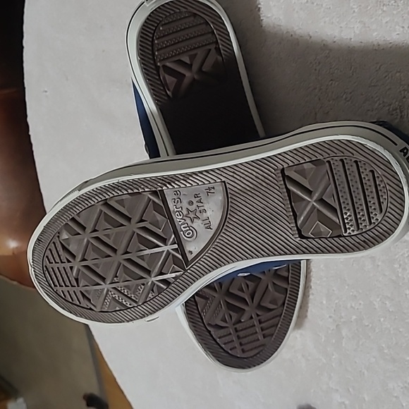 VINTAGE Converse lowtop chuck taylors - Picture 3 of 6